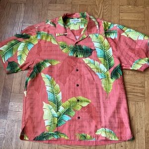Beautiful NWOT Tommy Bahama Silk Shirt Men's Size L